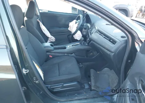 2018 Honda Hr-V Lx z USA, uszkodzony, nr VIN 3CZRU6H33JG726729